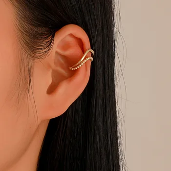 Винтажная золотая геометрическая клипса для ушей, женские Ins, простой модный дизайн в нише, без пирсинга, серьги-клипсы в виде ушной кости